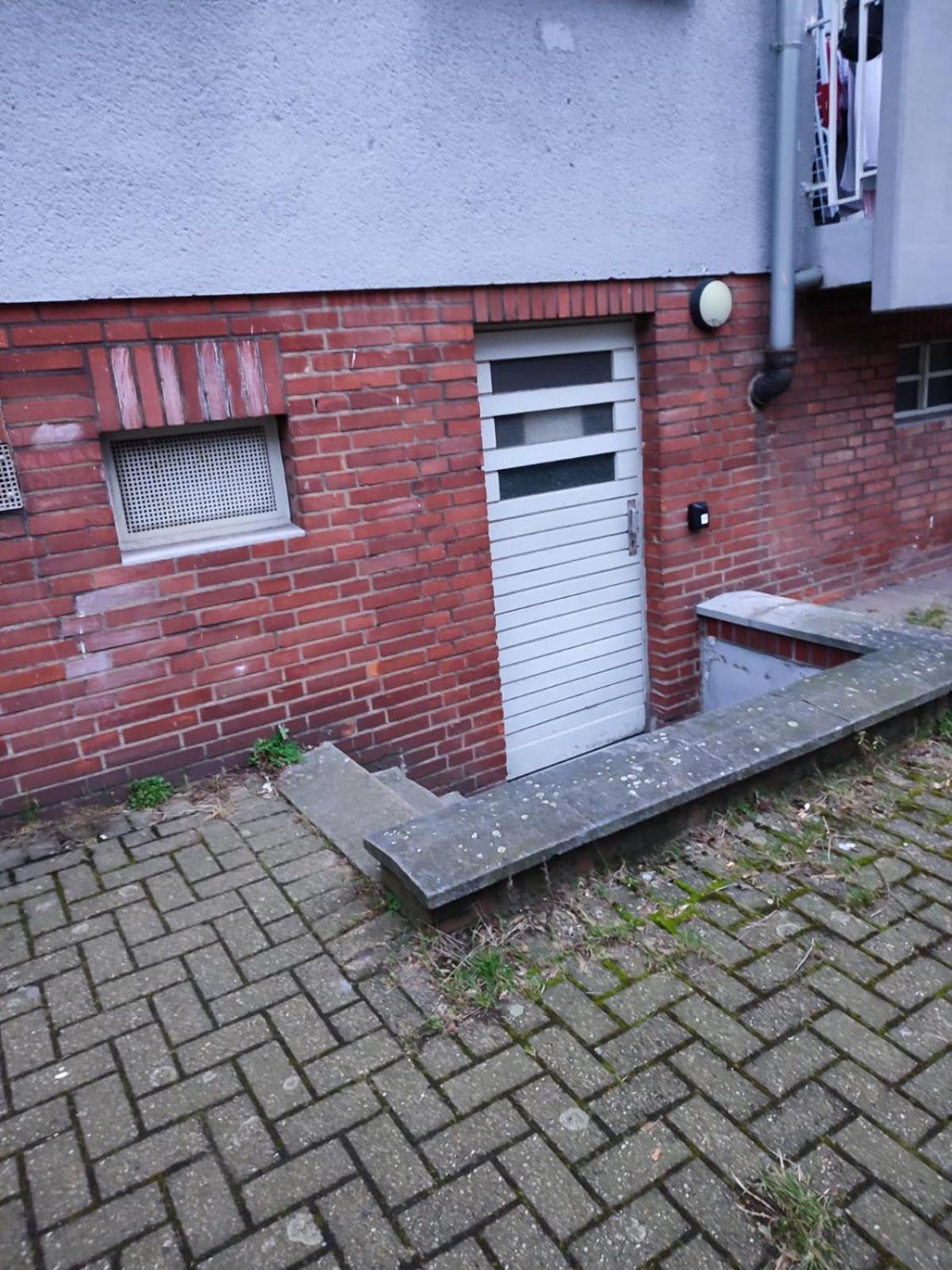 Monteurwohnung Messewohnung Sued Grenze Duesseldorf 6 Personen Apartment Duisburg