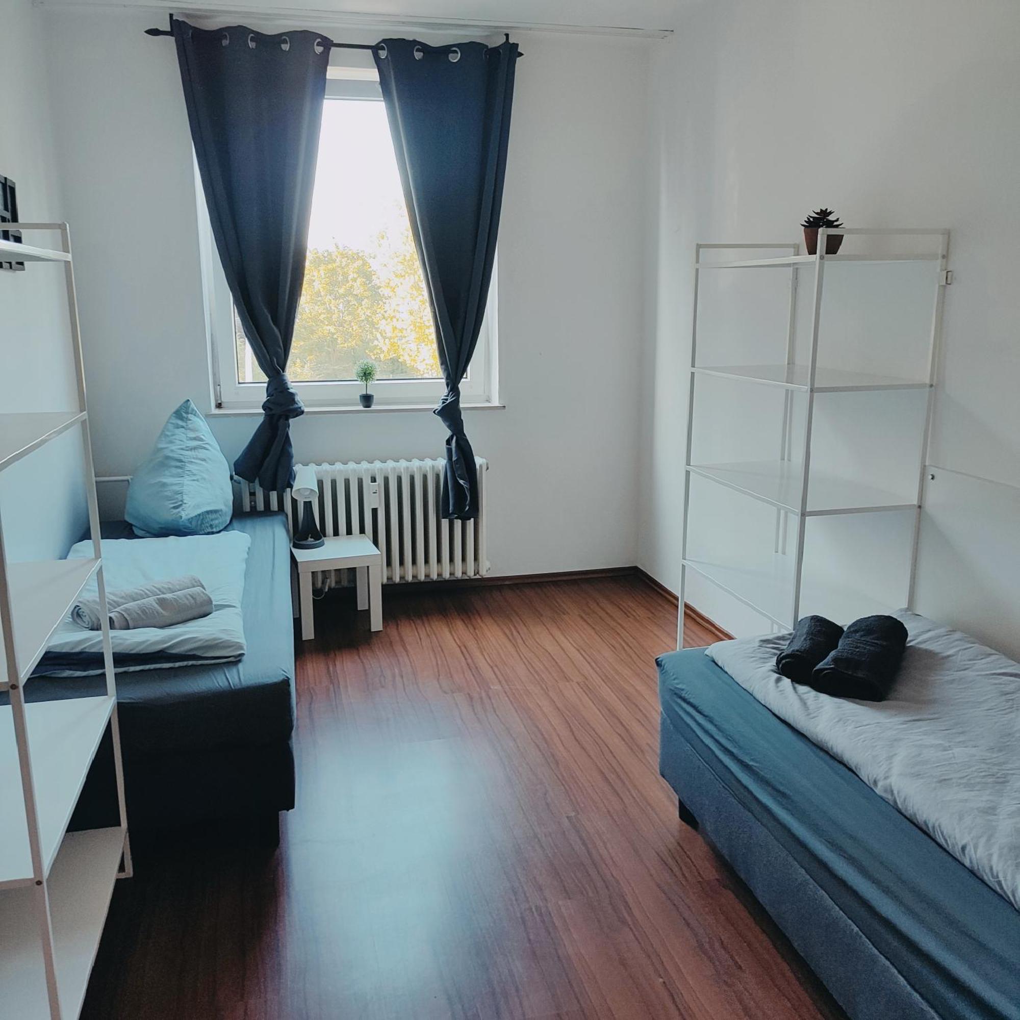 Monteurwohnung Messewohnung Sued Grenze Duesseldorf 6 Personen *