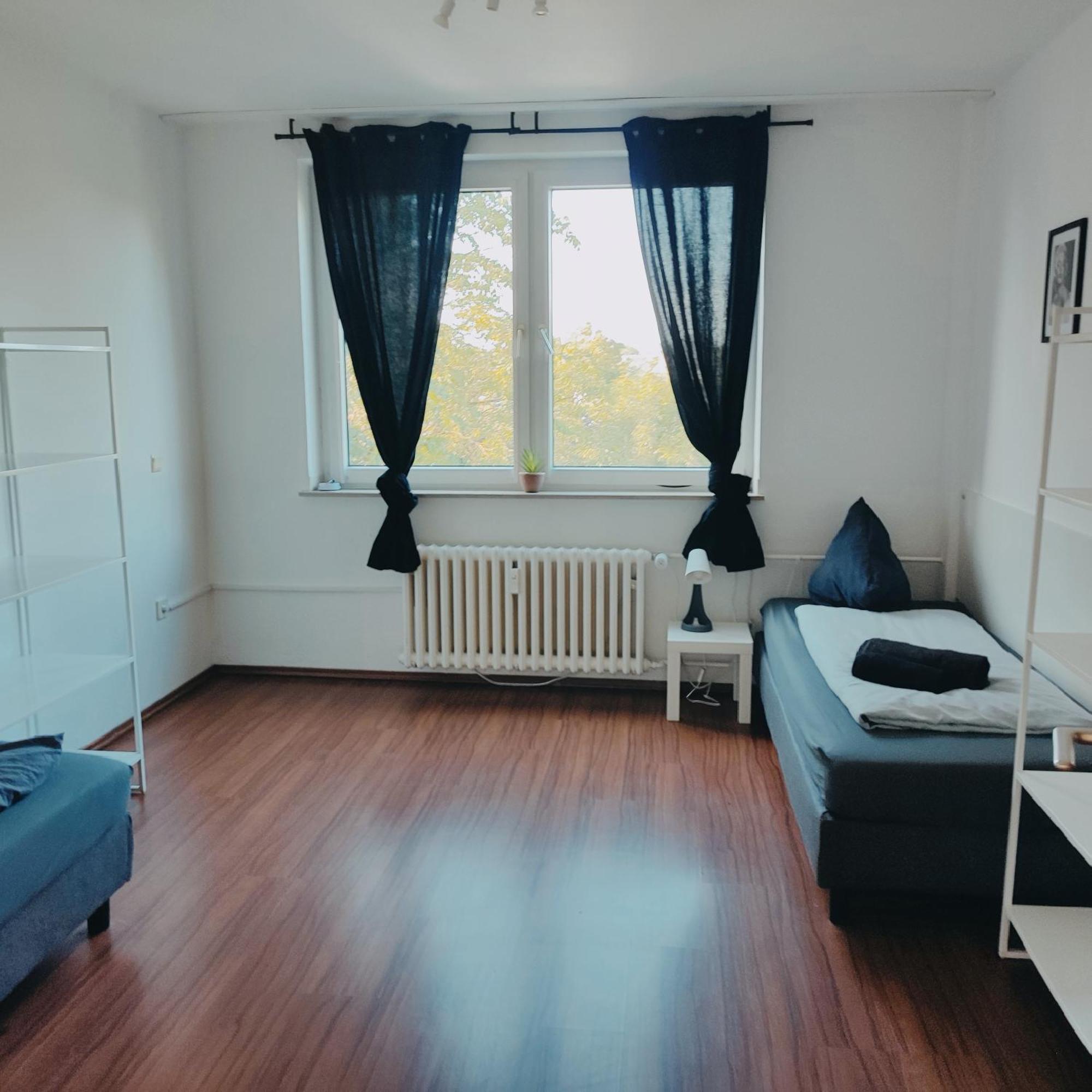 Apartment Monteurwohnung Messewohnung Sued Grenze Duesseldorf 6 Personen Duisburg